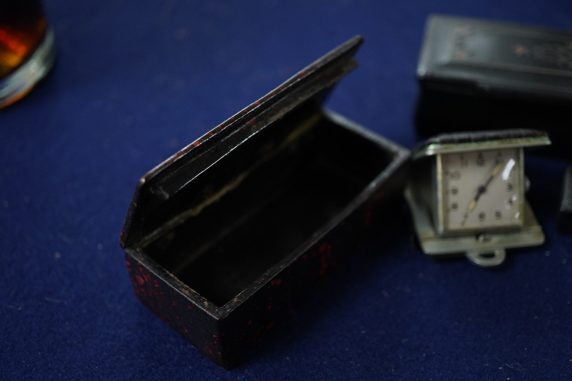 Three Georgian Snuff boxes and a timepiece.